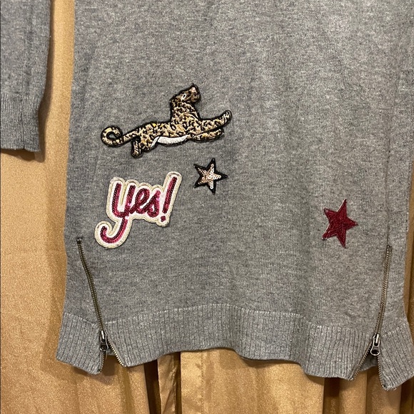 The Children's Place Gray Dress w/Embroidered Accent Patches REFER TO STAIN PICS - Picture 3 of 11